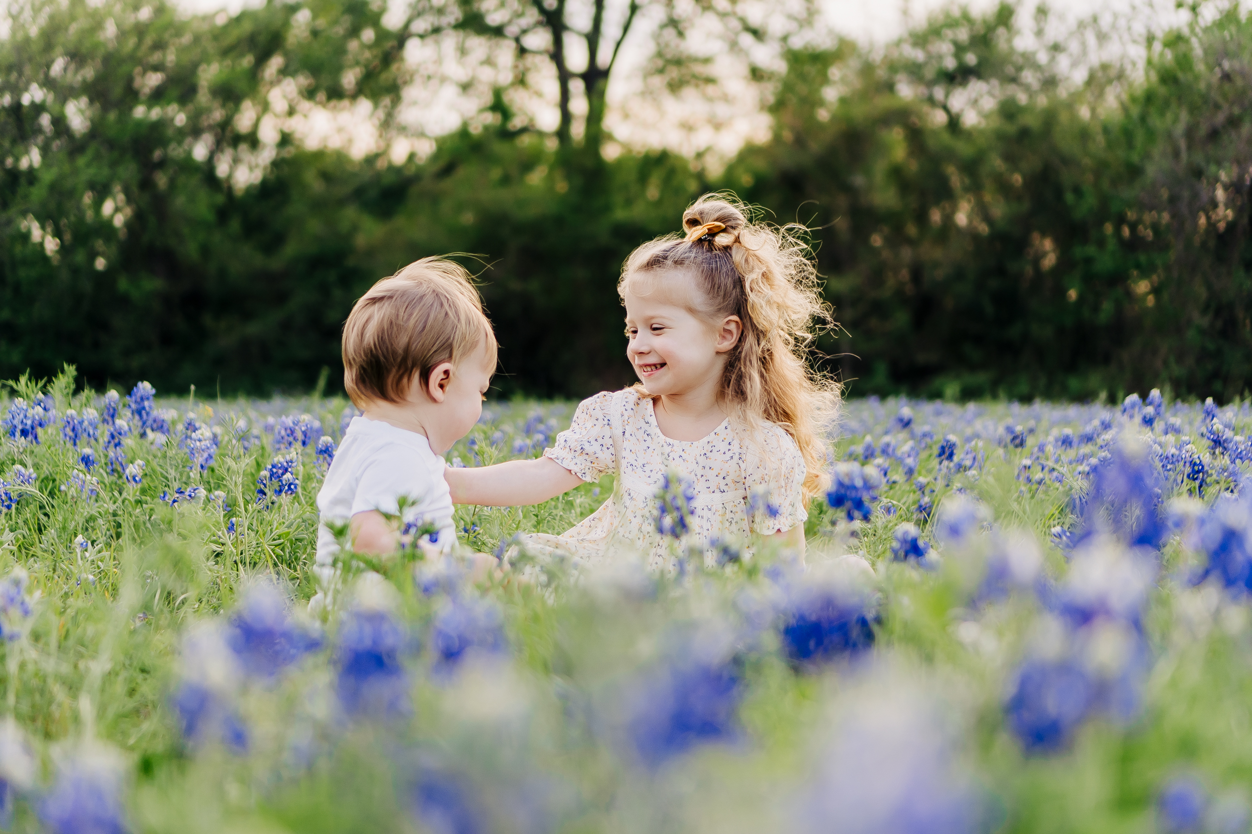 Tips to get your child to behave for photos | Plano, Texas Family Photographer | via brittnierenee.com