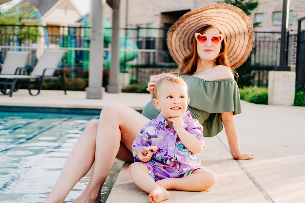poolside maternity portrait sessions with toddlers in flower mound texas